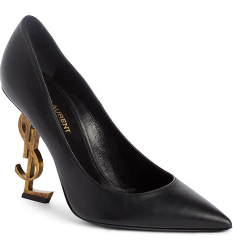 Women's Saint Laurent Pumps 